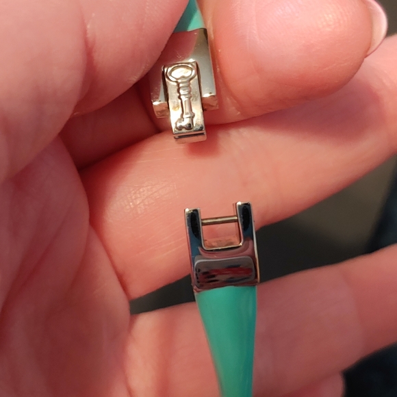 Fossil Turquoise Resin Oval Bangle Bracelet - Picture 4 of 6